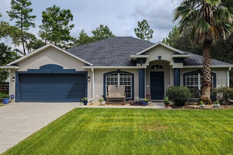 House in Citrus Springs, Florida 3 bedrooms, 171.5 sq.m. № 1869808 - photo 1