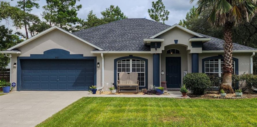 House in Citrus Springs, Florida 3 bedrooms, 171.5 sq.m. № 1869808