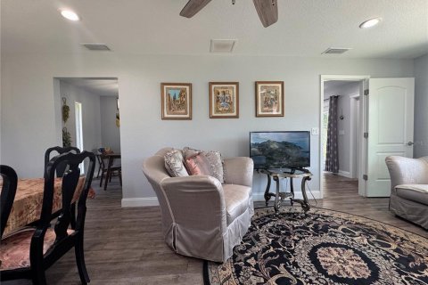 Villa ou maison à vendre à Ocala, Floride: 4 chambres, 257.71 m2 № 1850055 - photo 14