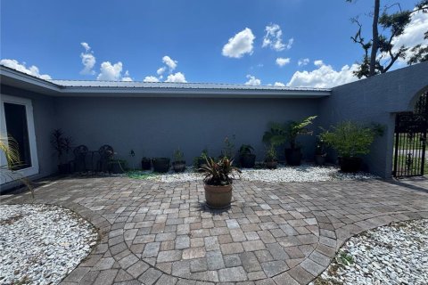 Villa ou maison à vendre à Ocala, Floride: 4 chambres, 257.71 m2 № 1850055 - photo 8
