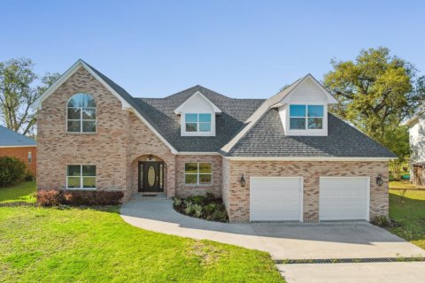 Villa ou maison à vendre à Panama City, Floride: 4 chambres, 309.83 m2 № 559613 - photo 1