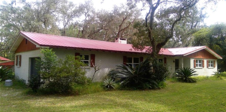 Casa en Dade City, Florida 3 dormitorios, 187.11 m2 № 1800493