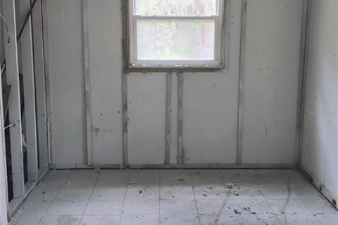 Casa en venta en Dade City, Florida, 3 dormitorios, 187.11 m2 № 1800493 - foto 8