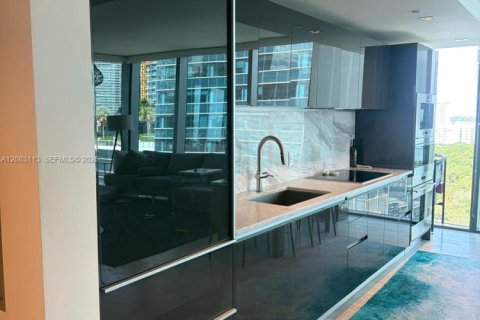 Copropriété à vendre à Miami, Floride: 1 chambre, 71.53 m2 № 2395154 - photo 4