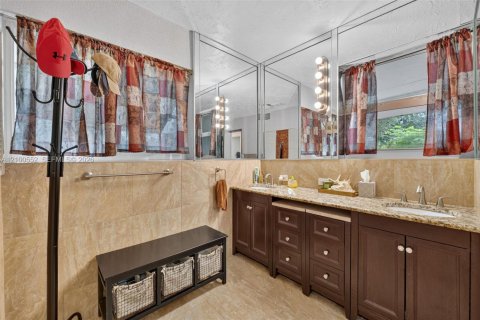 Casa en venta en West Park, Florida, 3 dormitorios, 104.42 m2 № 2401725 - foto 8