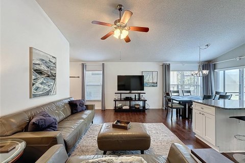 House in Haines City, Florida 3 bedrooms, 104.98 sq.m. № 1782638 - photo 7