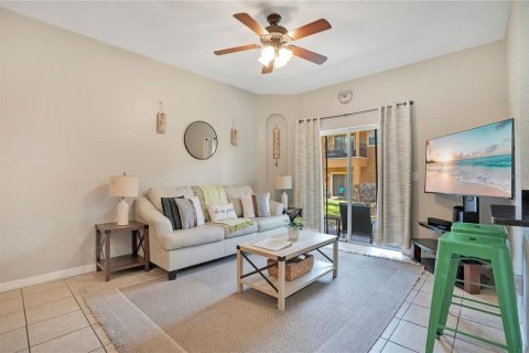 Townhouse in Davenport, Florida 4 bedrooms, 138.61 sq.m. № 2093969 - photo 17