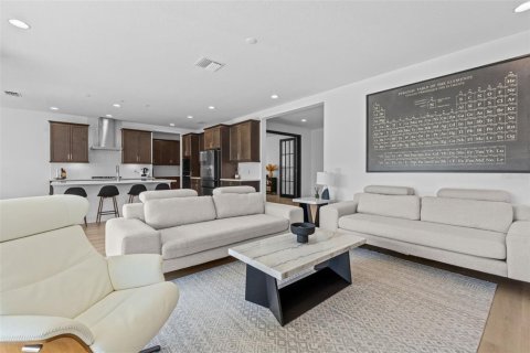 Casa en venta en Land O' Lakes, Florida, 4 dormitorios, 295.99 m2 № 1902422 - foto 18
