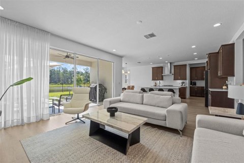 Casa en venta en Land O' Lakes, Florida, 4 dormitorios, 295.99 m2 № 1902422 - foto 20