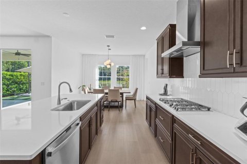 Casa en venta en Land O' Lakes, Florida, 4 dormitorios, 295.99 m2 № 1902422 - foto 25