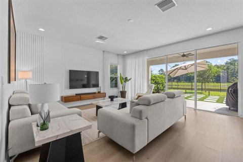 Casa en venta en Land O' Lakes, Florida, 4 dormitorios, 295.99 m2 № 1902422 - foto 15
