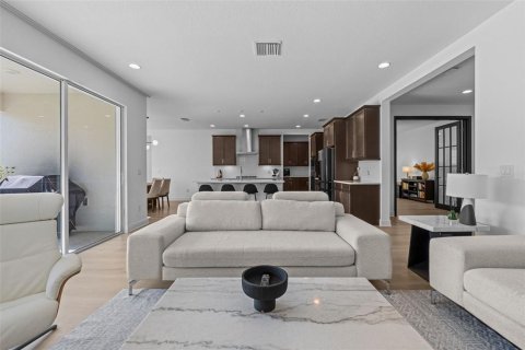 Casa en venta en Land O' Lakes, Florida, 4 dormitorios, 295.99 m2 № 1902422 - foto 19