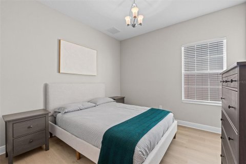 Casa en venta en Land O' Lakes, Florida, 4 dormitorios, 295.99 m2 № 1902422 - foto 9
