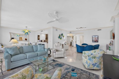 Condo in Jupiter, Florida, 3 bedrooms № 2414598 - photo 14