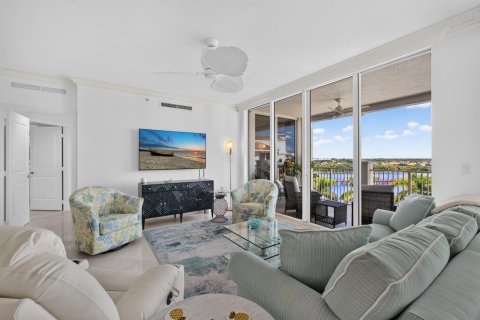 Condo in Jupiter, Florida, 3 bedrooms № 2414598 - photo 13