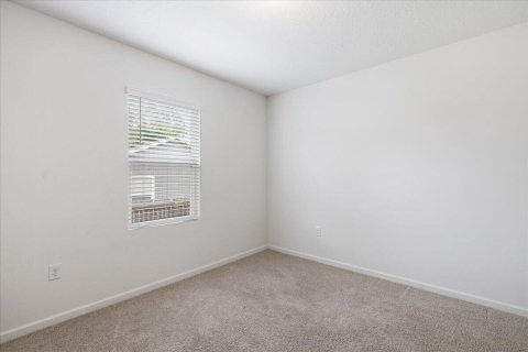 House in Sebastian, Florida 4 bedrooms, 171.96 sq.m. № 2083215 - photo 25