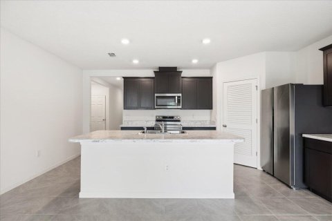 House in Sebastian, Florida 4 bedrooms, 171.96 sq.m. № 2083215 - photo 10