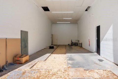 Propiedad comercial en alquiler en Ocala, Florida, 559.36 m2 № 1656982 - foto 25