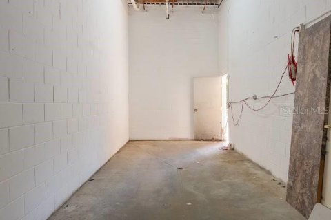 Propiedad comercial en alquiler en Ocala, Florida, 559.36 m2 № 1656982 - foto 14