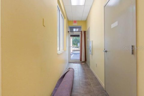 Propiedad comercial en alquiler en Ocala, Florida, 559.36 m2 № 1656982 - foto 12