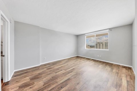 Condominio en venta en Sarasota, Florida, 1 dormitorio, 91.51 m2 № 1789774 - foto 22