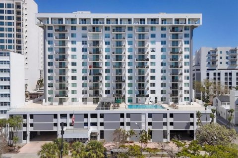 Condominio en venta en Sarasota, Florida, 1 dormitorio, 91.51 m2 № 1789774 - foto 5