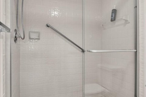 Condo in Tamarac, Florida, 2 bedrooms № 2087285 - photo 29