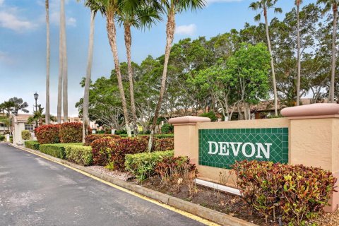 Condo in Tamarac, Florida, 2 bedrooms № 2087285 - photo 2