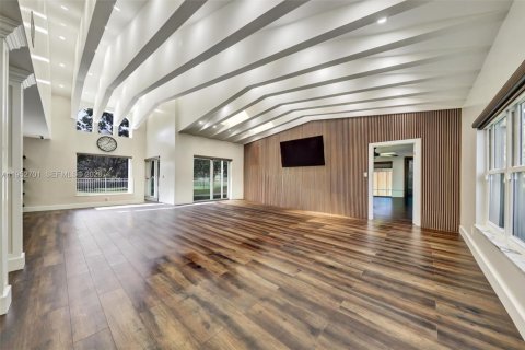 Купить виллу или дом в Корал-Спрингс, Флорида 4 спальни, 194.44м2, № 2033547 - фото 16