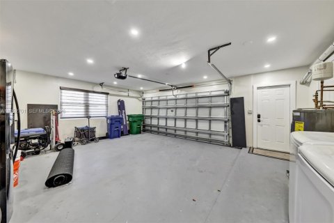 Купить виллу или дом в Корал-Спрингс, Флорида 4 спальни, 194.44м2, № 2033547 - фото 30