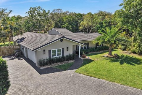 Купить виллу или дом в Корал-Спрингс, Флорида 4 спальни, 194.44м2, № 2033547 - фото 5