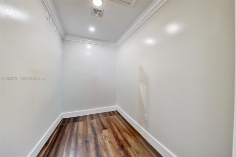 Купить виллу или дом в Корал-Спрингс, Флорида 4 спальни, 194.44м2, № 2033547 - фото 28