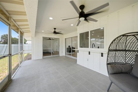 Casa en venta en Port Charlotte, Florida, 2 dormitorios, 106.56 m2 № 2235709 - foto 22