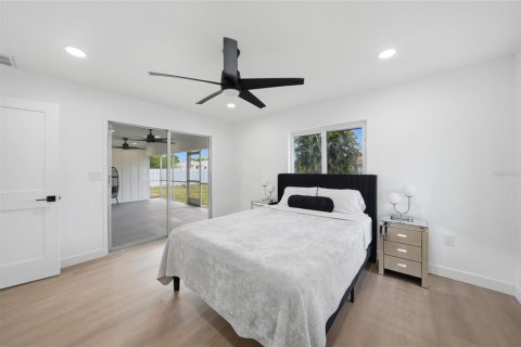 Casa en venta en Port Charlotte, Florida, 2 dormitorios, 106.56 m2 № 2235709 - foto 13
