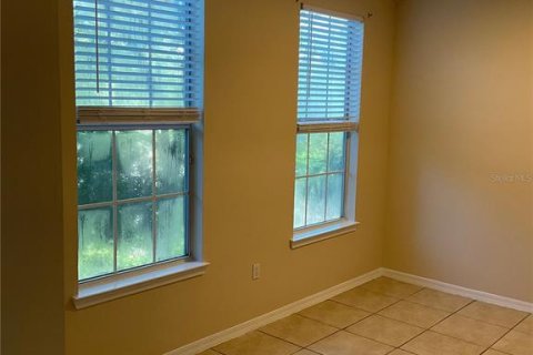 Apartamento en alquiler en Gainesville, Florida, 2 dormitorios, 94.95 m2 № 1767016 - foto 4