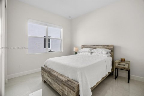 Villa ou maison à vendre à Westlake, Floride: 4 chambres № 2055979 - photo 10