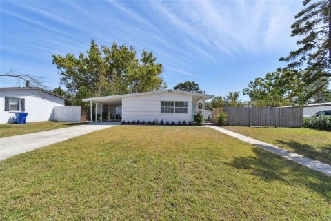 House in Saint Petersburg, Florida 2 bedrooms, 78.87 sq.m. № 1584840 - photo 3