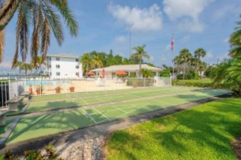 Condominio en venta en Sarasota, Florida, 2 dormitorios, 81.94 m2 № 2420004 - foto 16