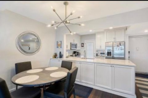 Condominio en venta en Sarasota, Florida, 2 dormitorios, 81.94 m2 № 2420004 - foto 3