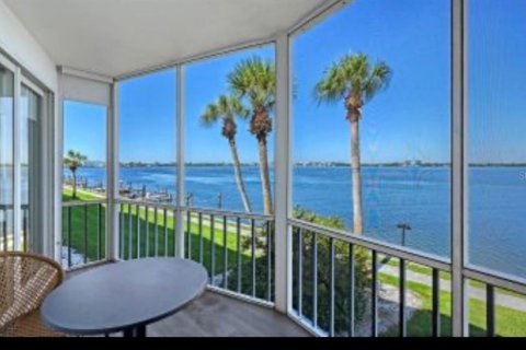 Condominio en venta en Sarasota, Florida, 2 dormitorios, 81.94 m2 № 2420004 - foto 22