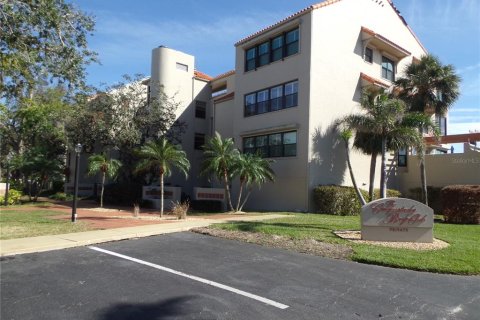 Condominio en venta en Bradenton, Florida, 2 dormitorios, 169.08 m2 № 1549295 - foto 9