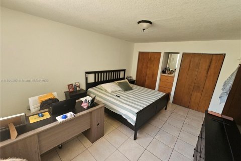 Copropriété à louer à Doral, Floride: 2 chambres, 72.46 m2 № 1946851 - photo 11