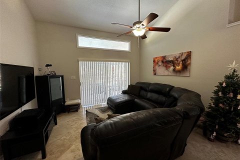 Villa ou maison à louer à Apopka, Floride: 4 chambres, 183.95 m2 № 2413714 - photo 8