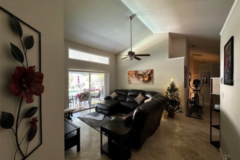 Villa ou maison à louer à Apopka, Floride: 4 chambres, 183.95 m2 № 2413714 - photo 6