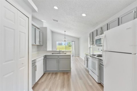 Villa ou maison à vendre à Davenport, Floride: 4 chambres, 153.66 m2 № 1823003 - photo 10