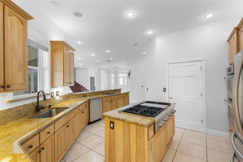 Снять в аренду виллу или дом в Киссимми, Флорида 10 комнат, 560.85м2, № 1673185 - фото 22