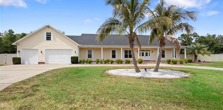 Villa ou maison à Kissimmee, Floride 5 chambres, 560.85 m2 № 1673185