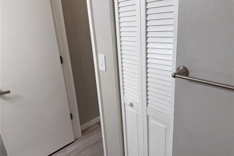 Copropriété à vendre à Gainesville, Floride: 2 chambres, 93.18 m2 № 1914121 - photo 19