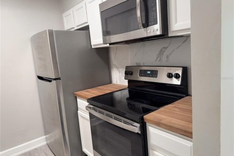 Copropriété à vendre à Gainesville, Floride: 2 chambres, 93.18 m2 № 1914121 - photo 12