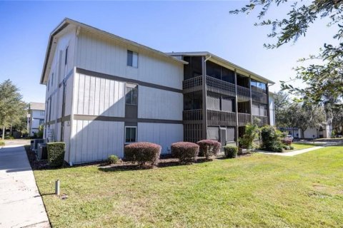 Copropriété à vendre à Gainesville, Floride: 2 chambres, 93.18 m2 № 1914121 - photo 1